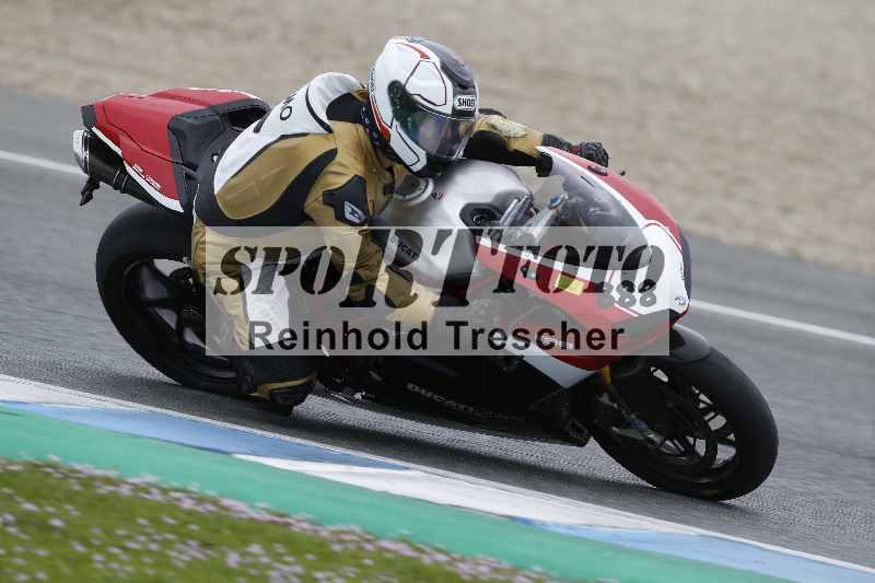 /Archiv-2025/02 28.-31.01.2025 Moto Center Thun Jerez/gruen-green/888